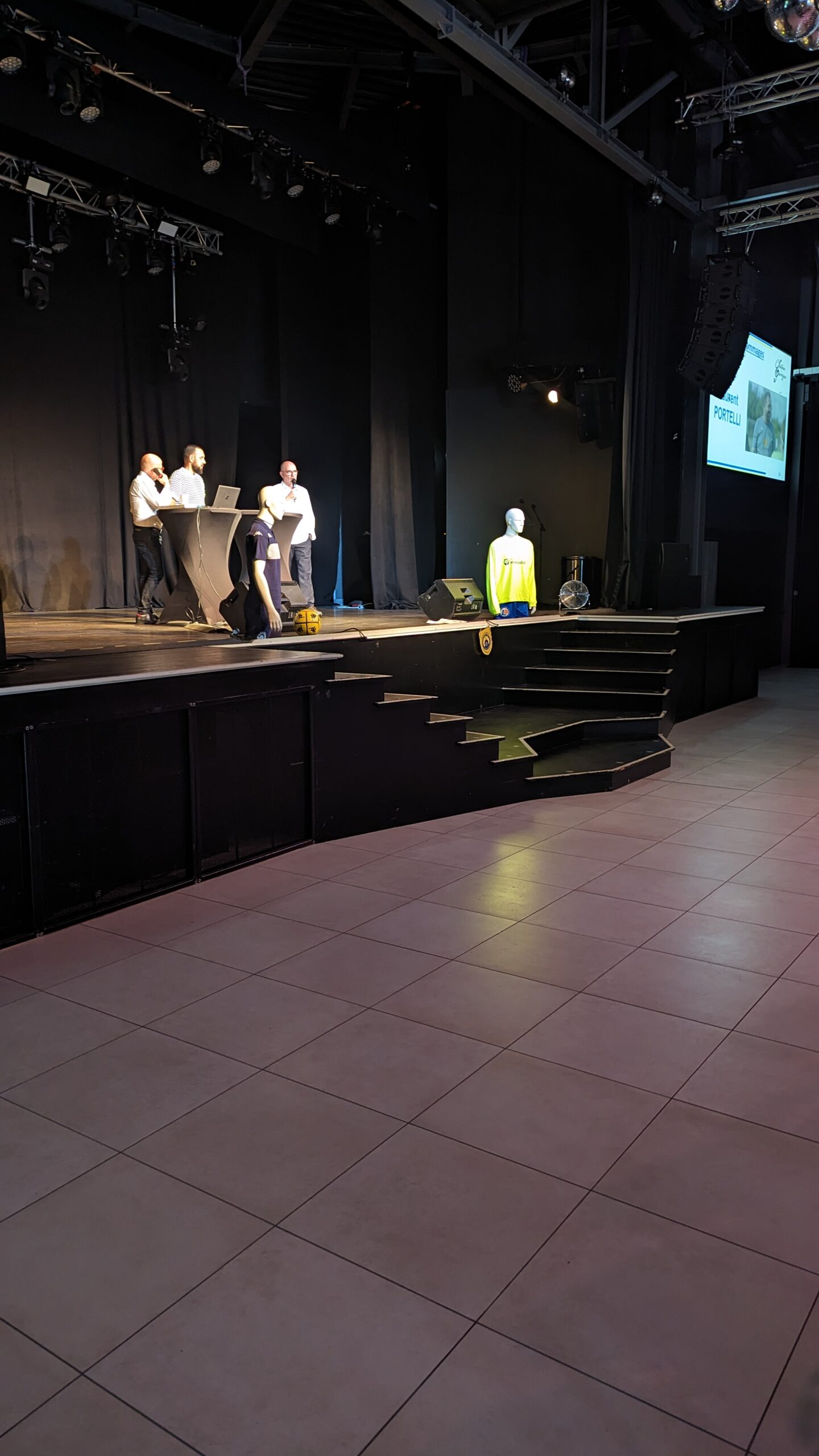 PXL_20230706_180205039